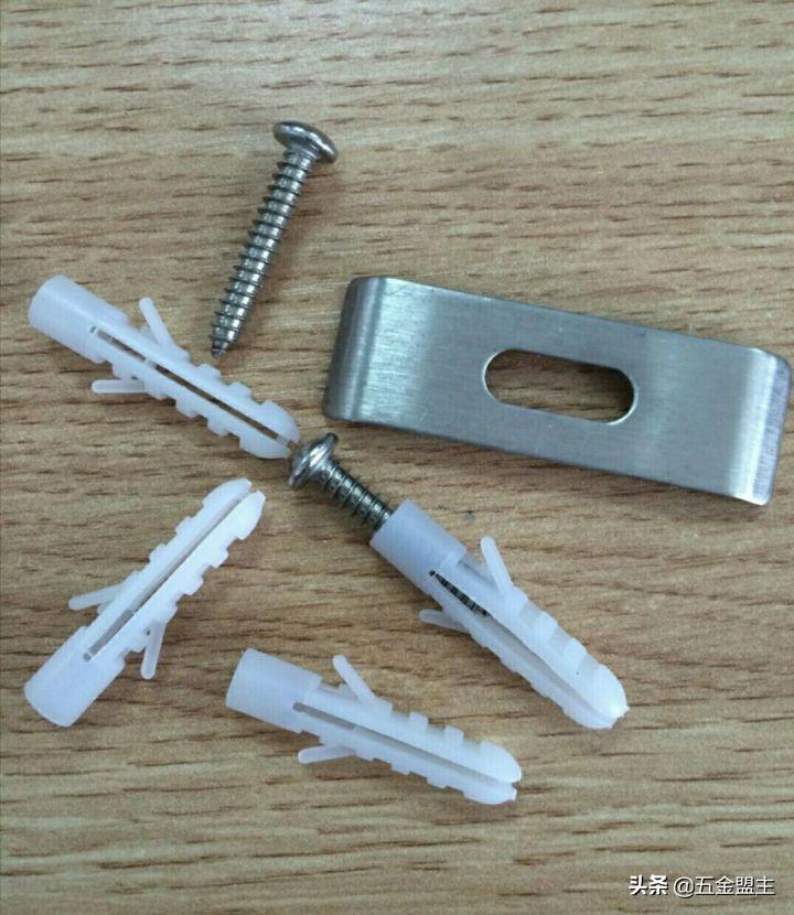 水槽安装师傅电话_水槽安装台上盆好还是台下盆好_水槽安装