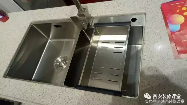 水槽安装_水槽安装视频教程_水槽安装视频