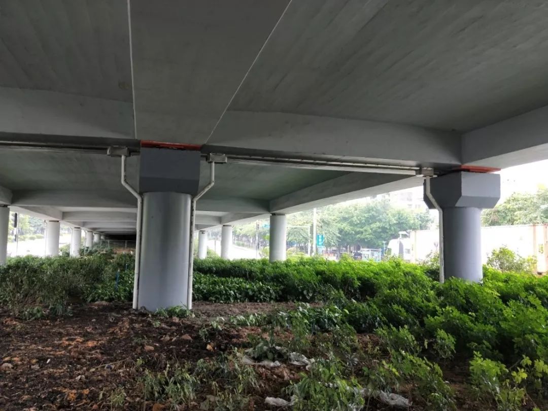 水槽排水口_水槽排水管漏水怎么处理_水槽排水管